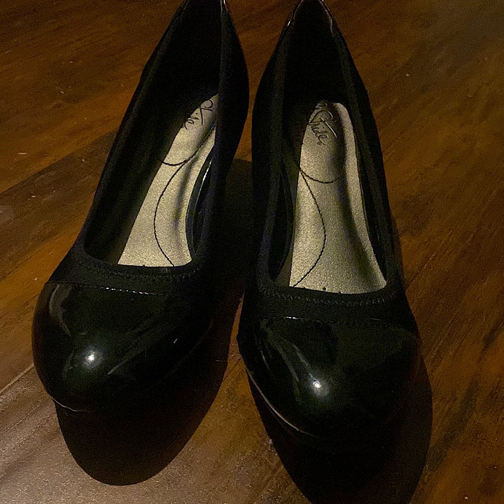 Black never worn shoes